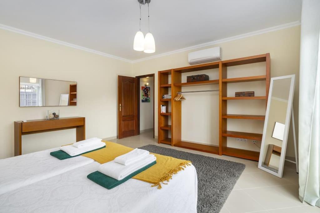 סילבס Villa Arade Riverside - Jacuzzi And Heated Pool By Side Villas מראה חיצוני תמונה