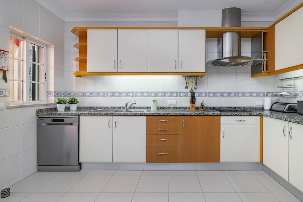סילבס Villa Arade Riverside - Jacuzzi And Heated Pool By Side Villas מראה חיצוני תמונה
