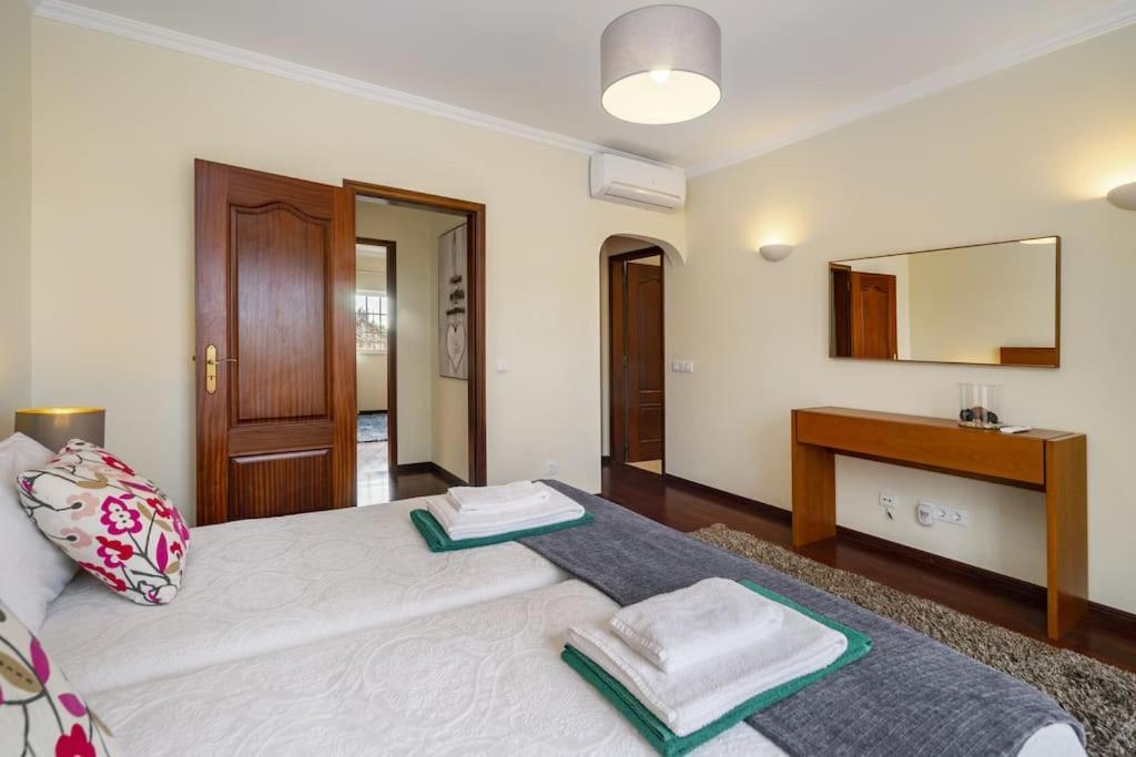 סילבס Villa Arade Riverside - Jacuzzi And Heated Pool By Side Villas מראה חיצוני תמונה